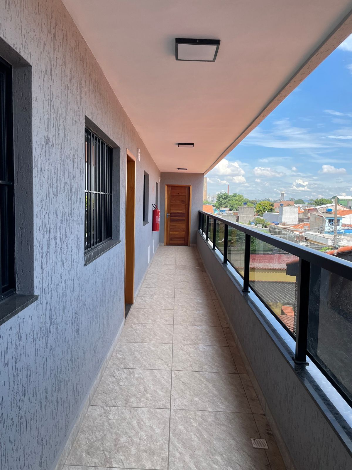 Varanda com vista da cidade